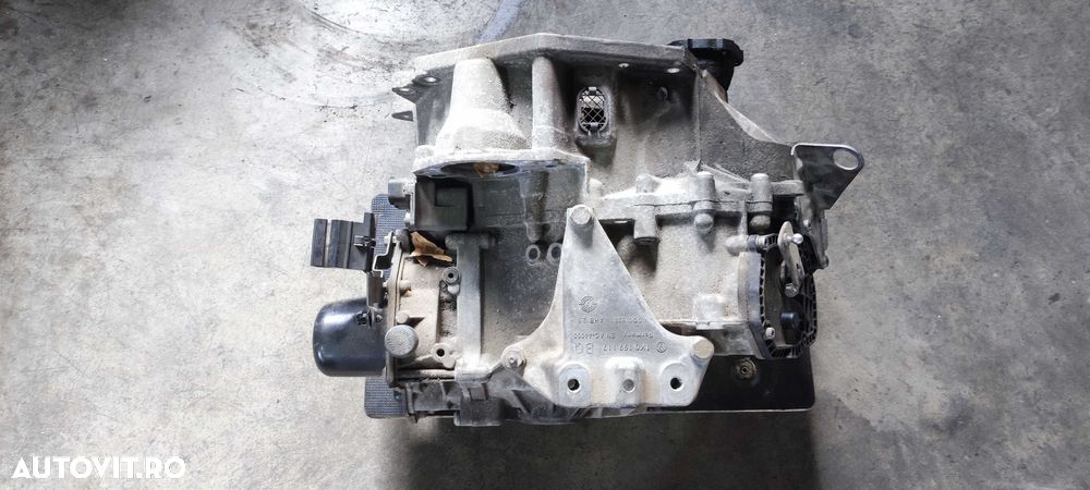 Cutie volkswagen vw golf 6 break DSG 7 cod cutie MGN - 1