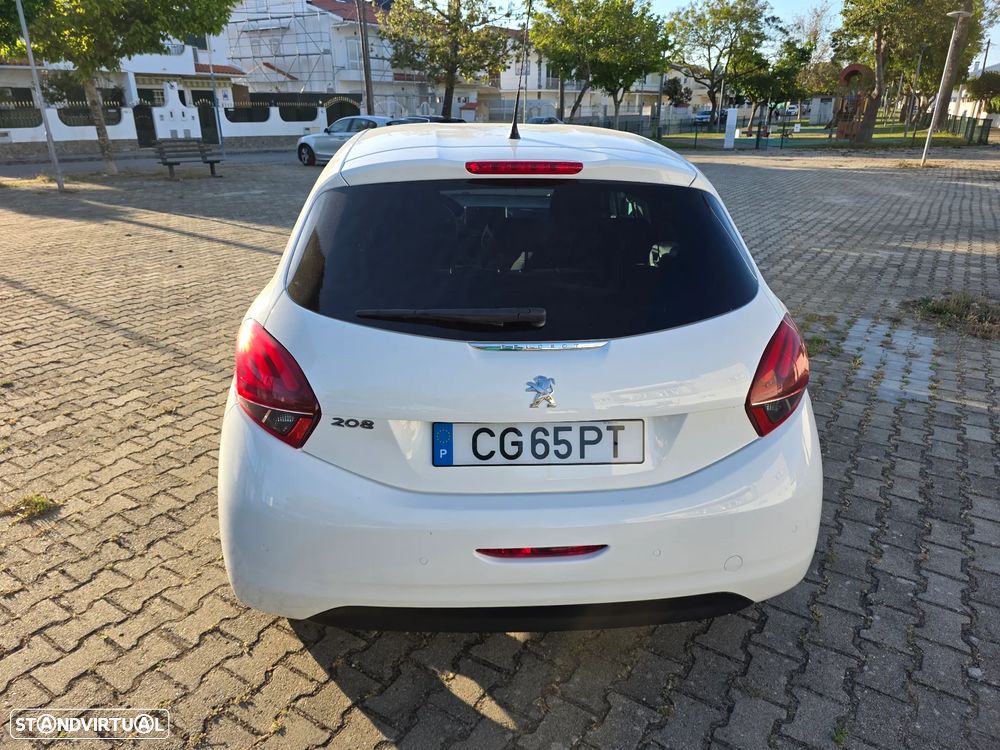 Peugeot 208 82 PureTech Style - 33