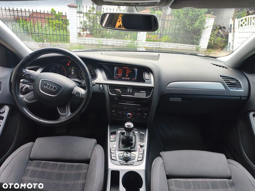 Audi A4 Avant 2.0 TDI - 9