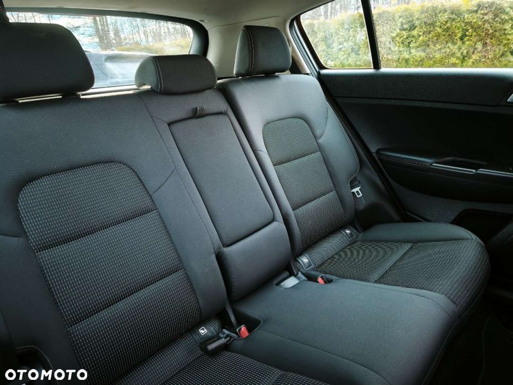 Kia Sportage - 16