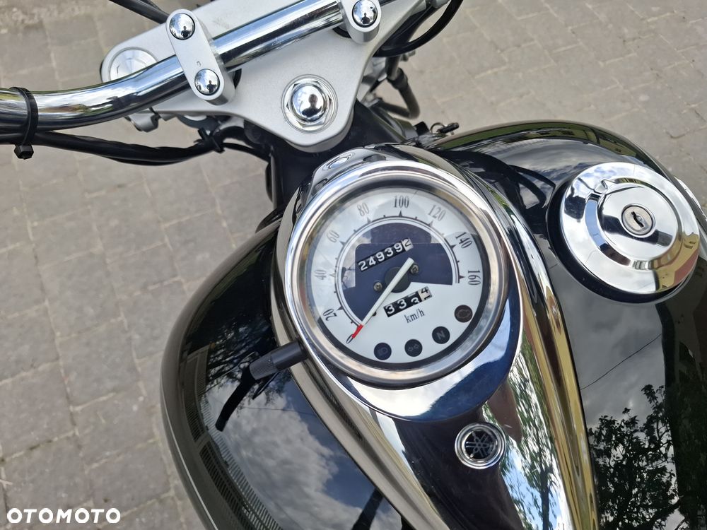 Yamaha XVS - 11