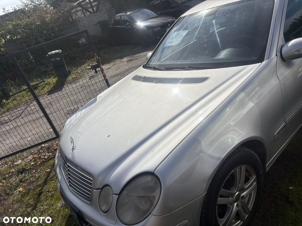 Mercedes-Benz Klasa E - 9