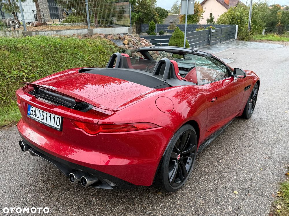 Jaguar F-Type R AWD - 4