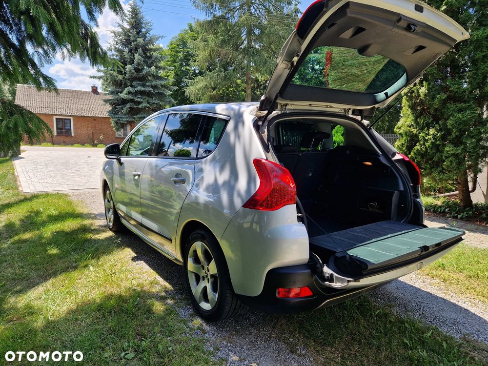 Peugeot 3008 155 THP Premium - 4
