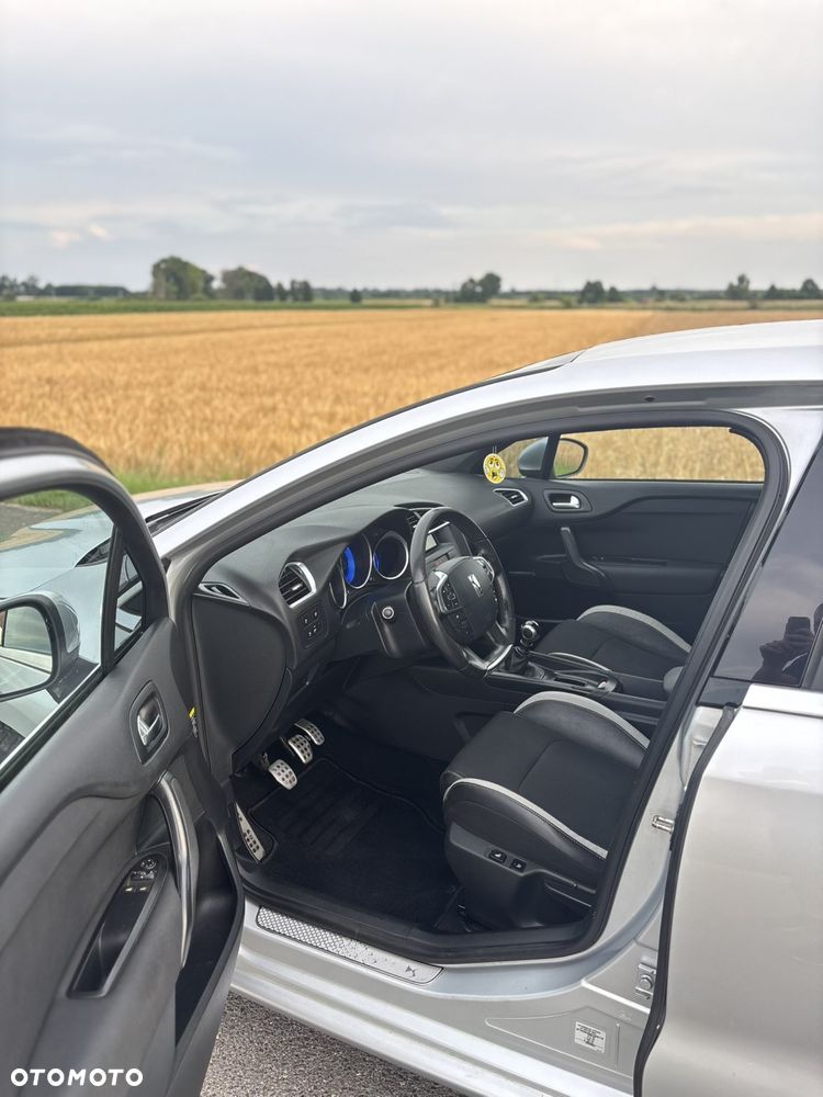 Citroën DS4 1.6 HDi Chic - 10
