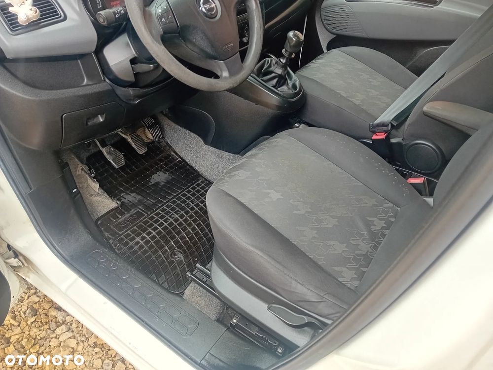 Opel Combo - 11