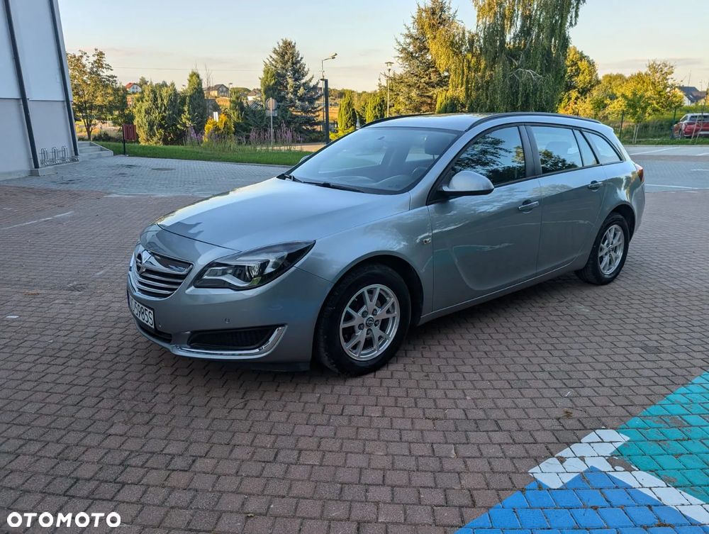 Opel Insignia 1.4 Turbo Sports Tourer ecoFLEXStart/Stop Business Edition - 2