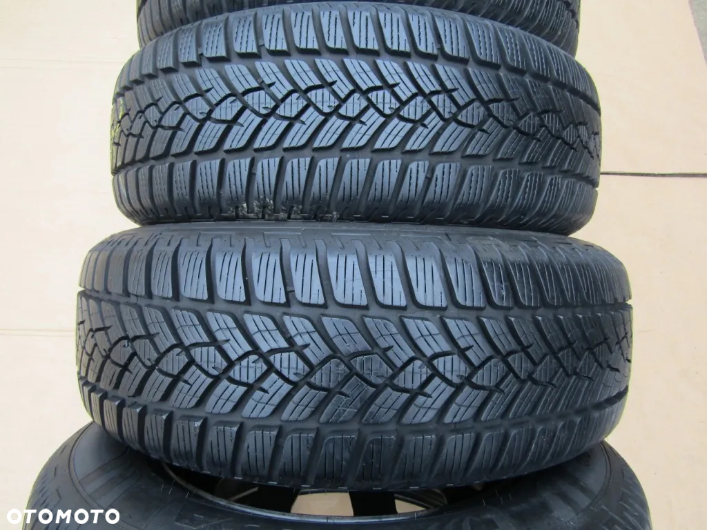 4x Felgi Koła 16 Dacia Duster OE I II / 6,5j 5x114,3 ET50 Opony 215/65 - 19