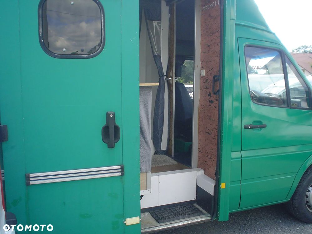 Mercedes-Benz SPRINTER - 6