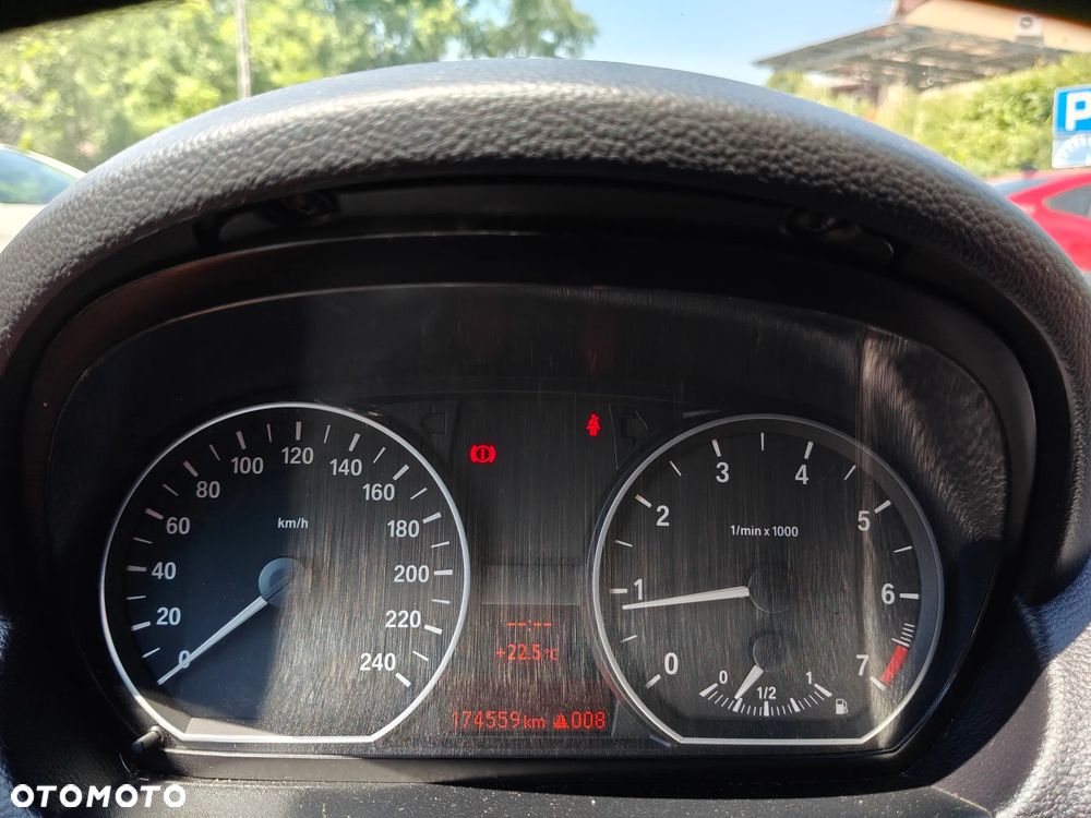 BMW Seria 1 - 21
