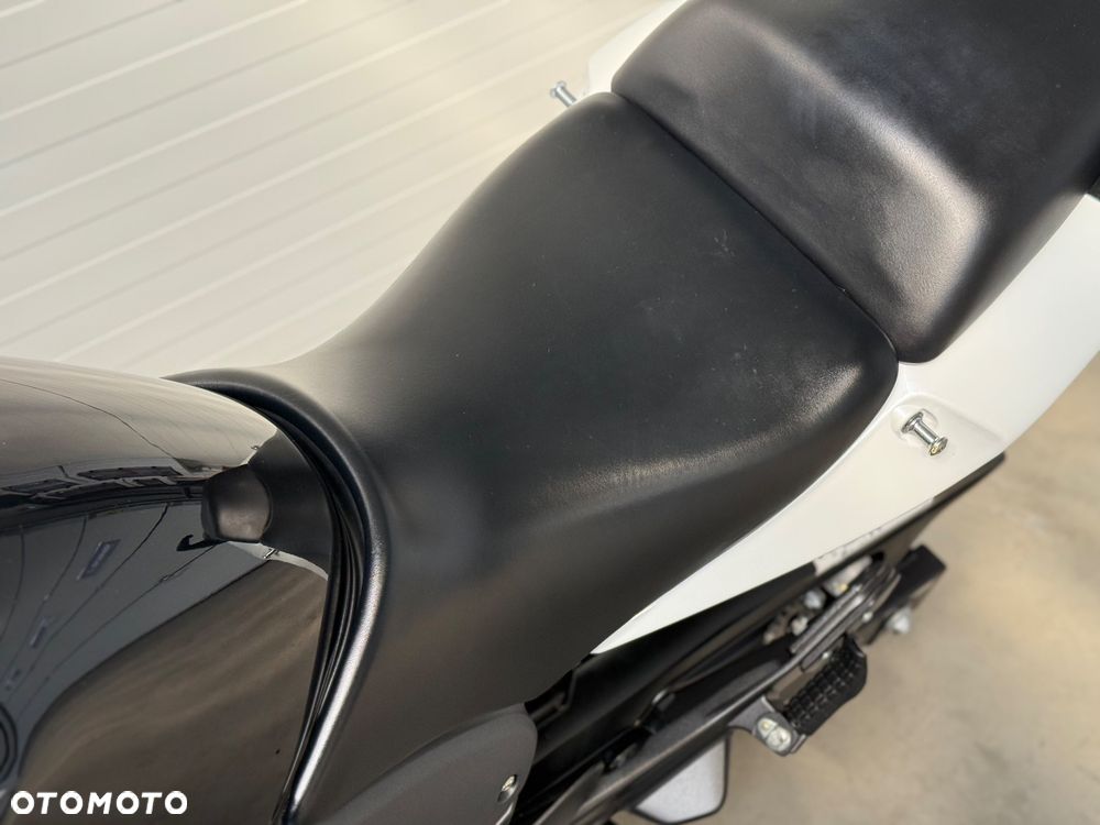 Honda CBF - 32