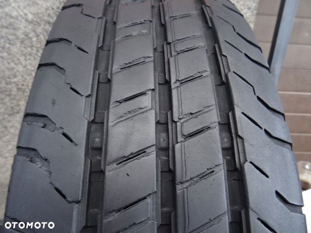 195/R14C 106/104Q Continental Conti Van Contact 100 - 1