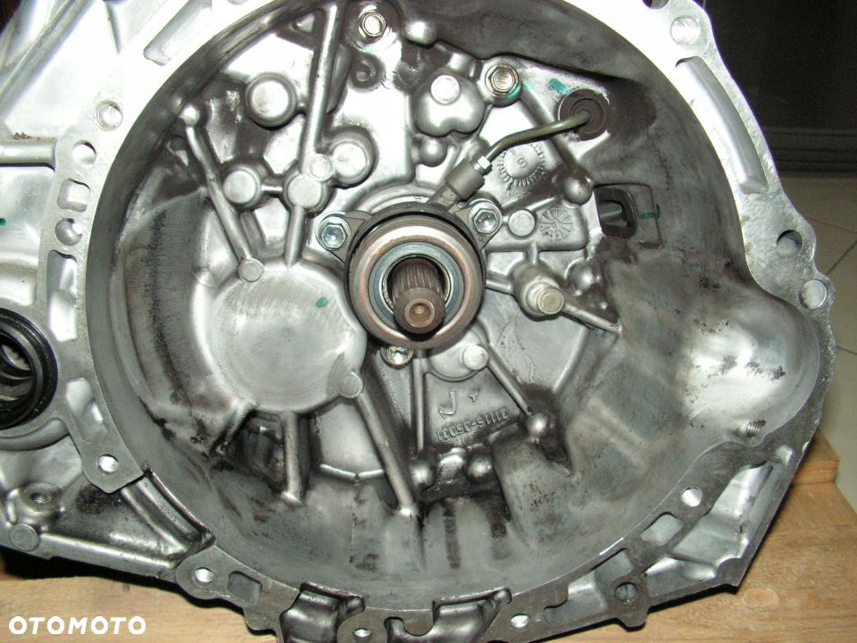 COROLLA E15 1,8 SKRZYNIA BIEGÓW NOWA 11 TYŚ KM - 8