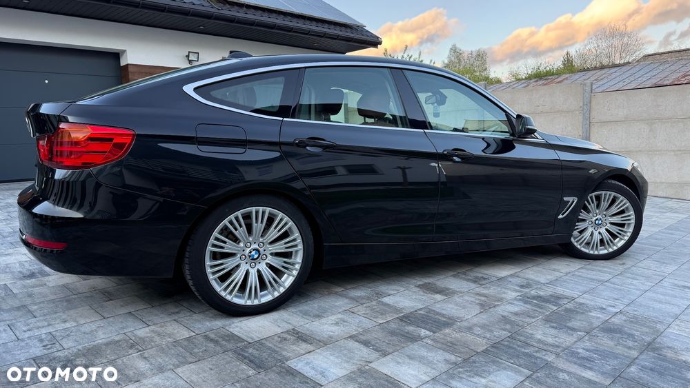 BMW Seria 3 320i Luxury Line - 8