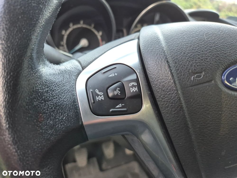 Ford Fiesta 1.25 Trend EU5 - 24