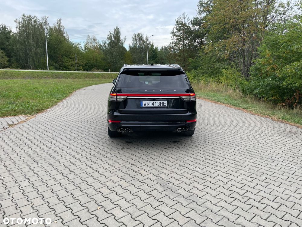 Lincoln Aviator - 11