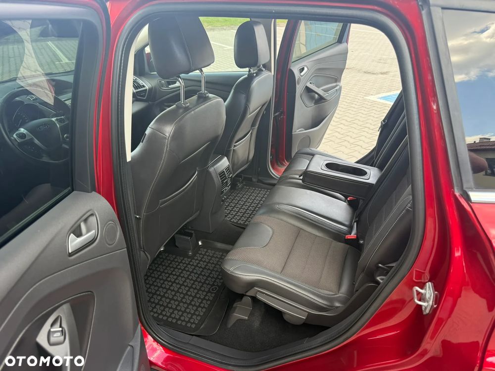 Ford Kuga 2.0 TDCi 4WD Titanium Plus - 32