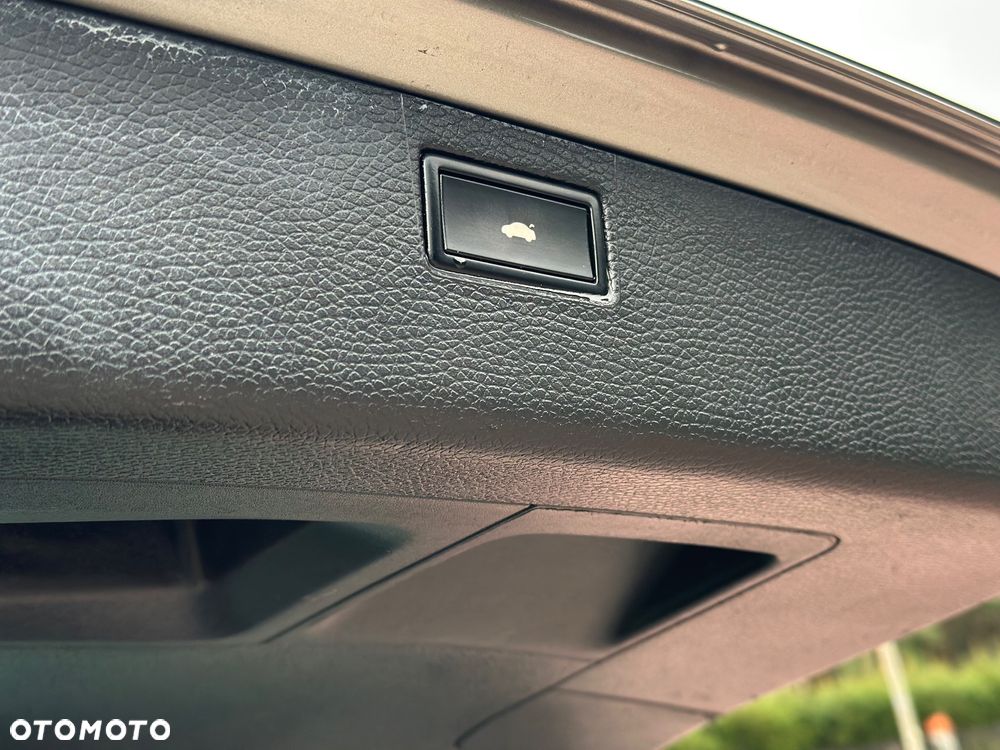 Volkswagen Passat Alltrack - 9