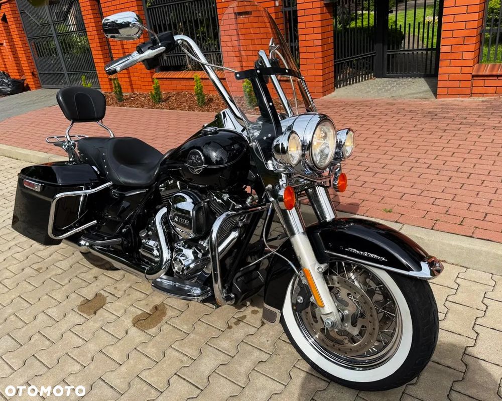 Harley-Davidson Touring Road King - 31