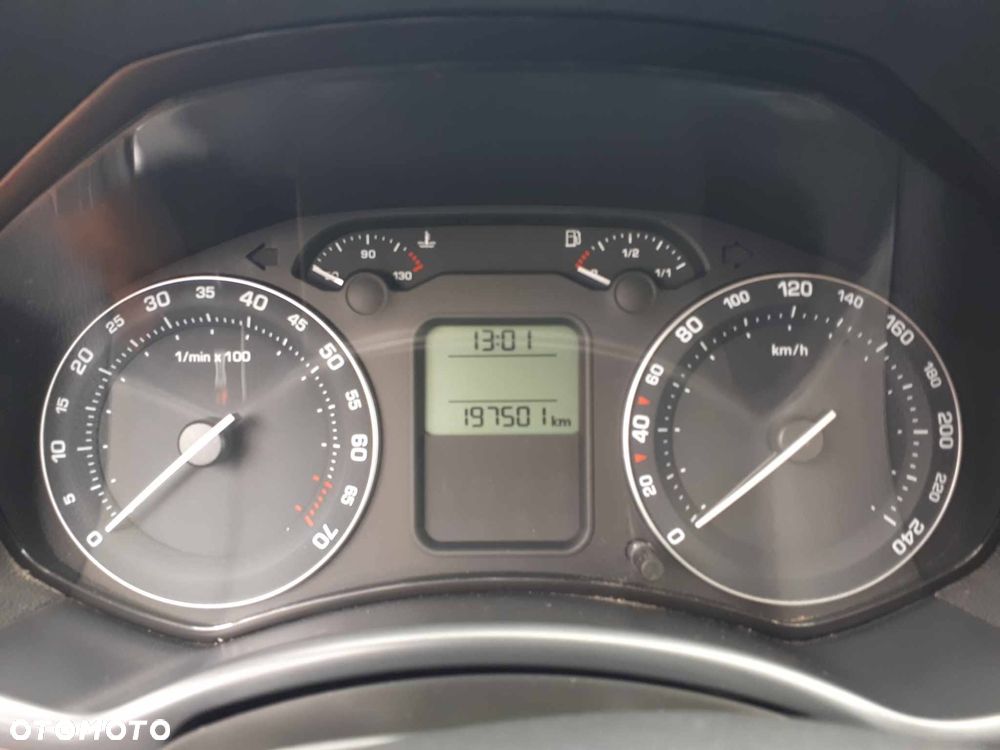 Skoda Octavia 1.6 FSI Ambiente - 12