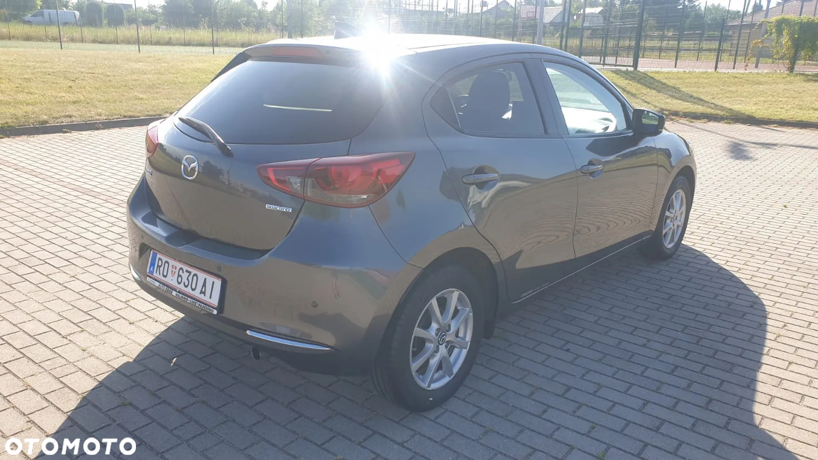 Mazda 2 e-SKYACTIV G 90 M HYBRID Center-Line - 6