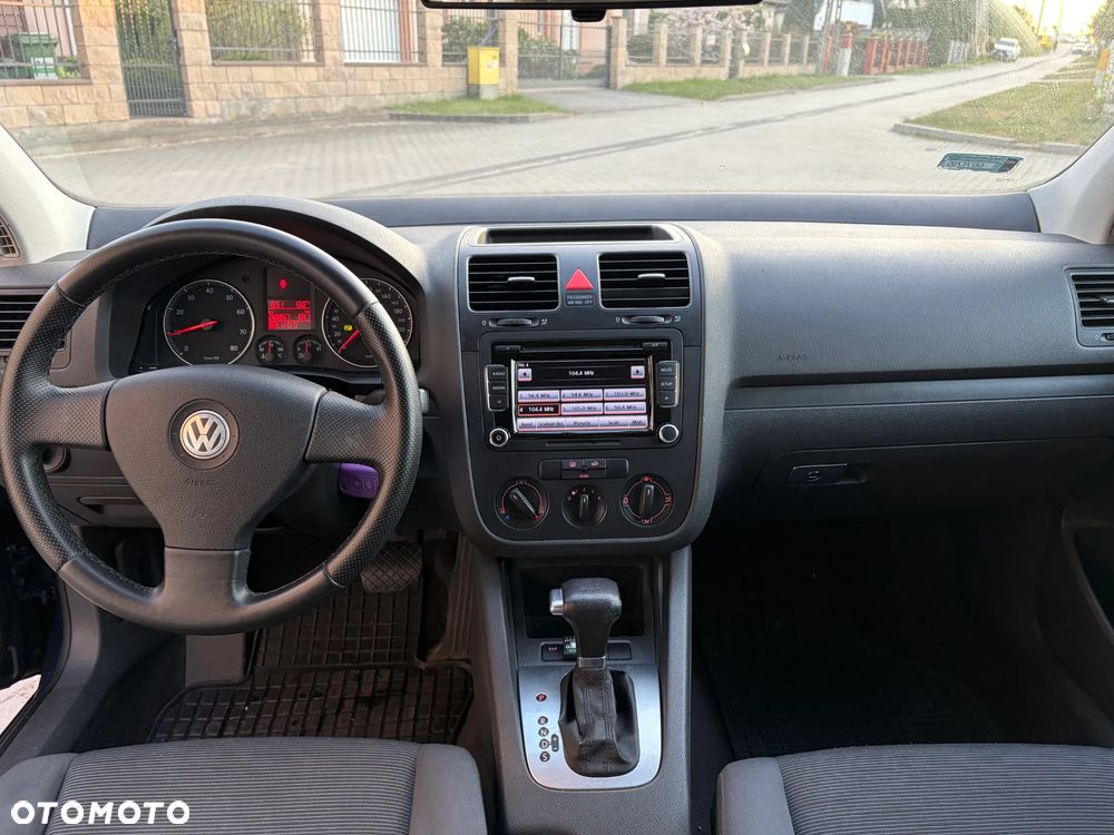 Volkswagen Golf 1.6 Automatik Trendline - 7