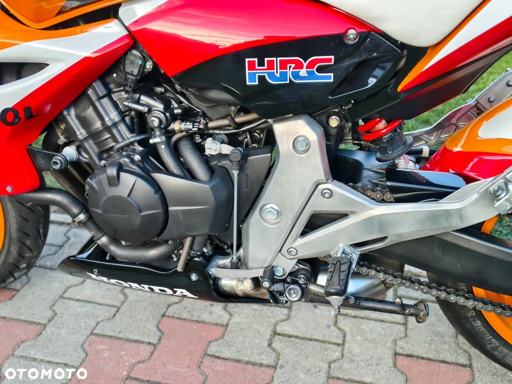 Honda Hornet - 22
