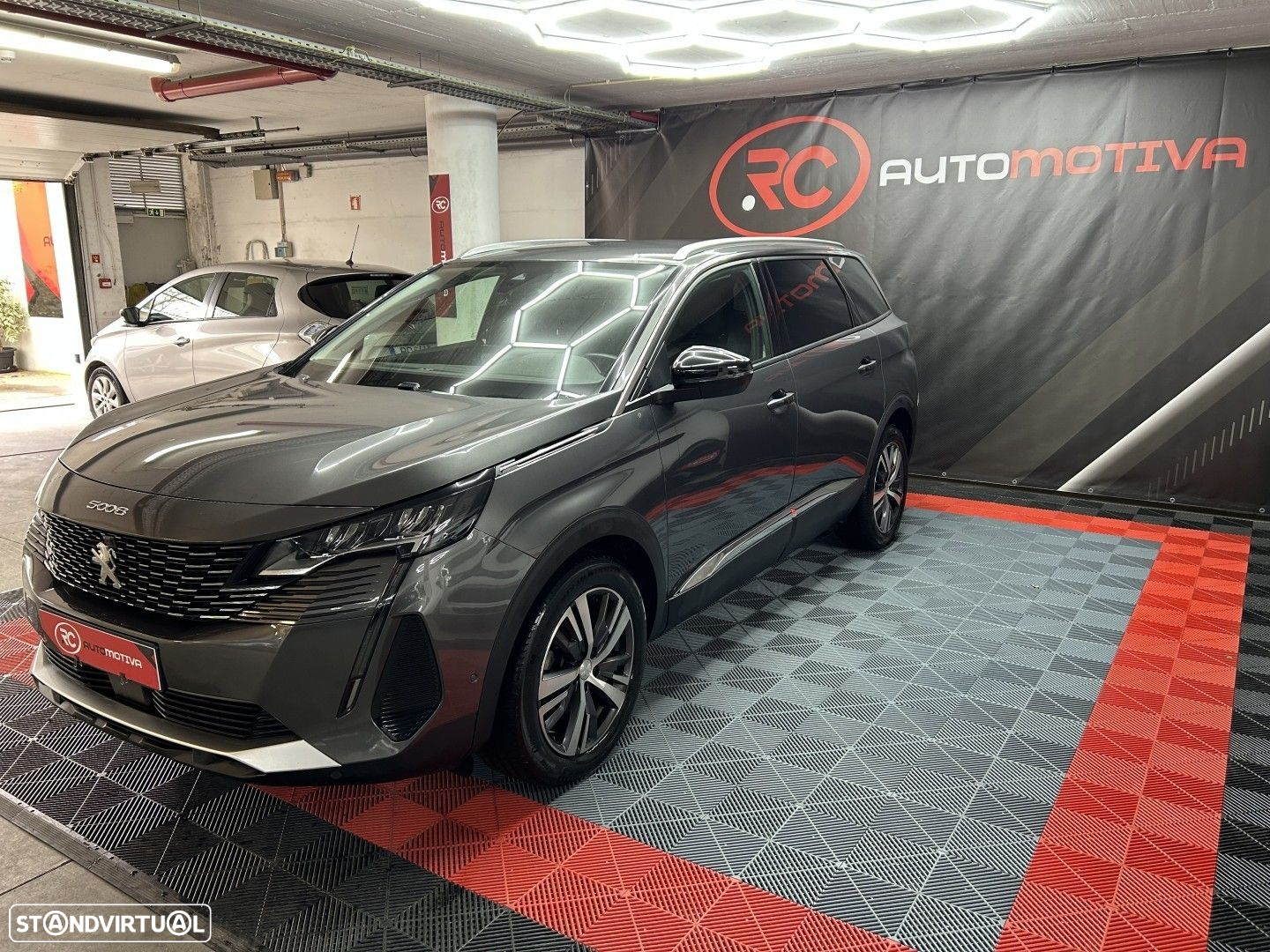 Peugeot 5008 1.5 BlueHDi Allure Pack - 3