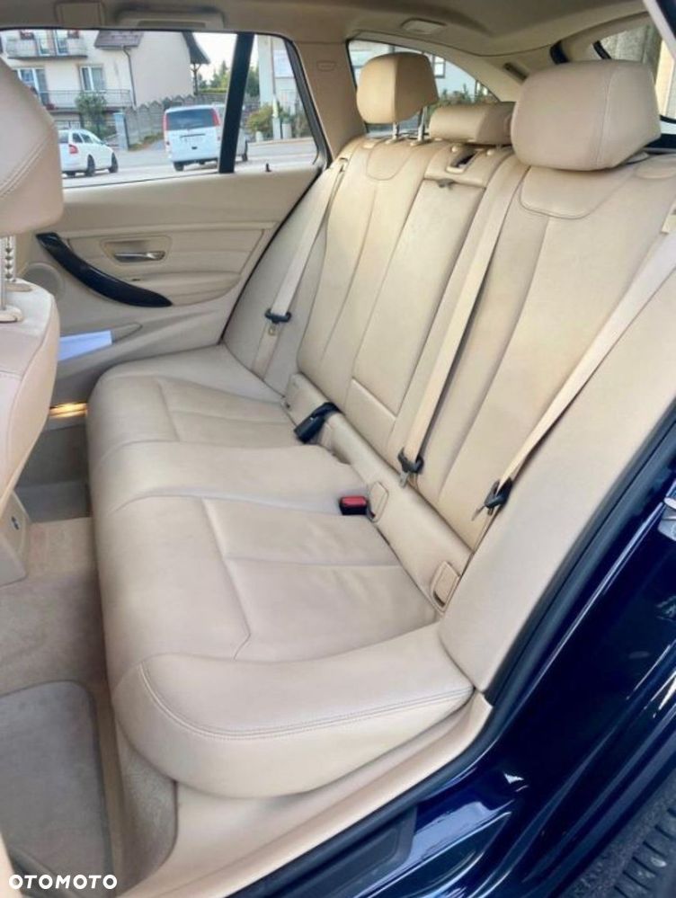 BMW Seria 3 - 23