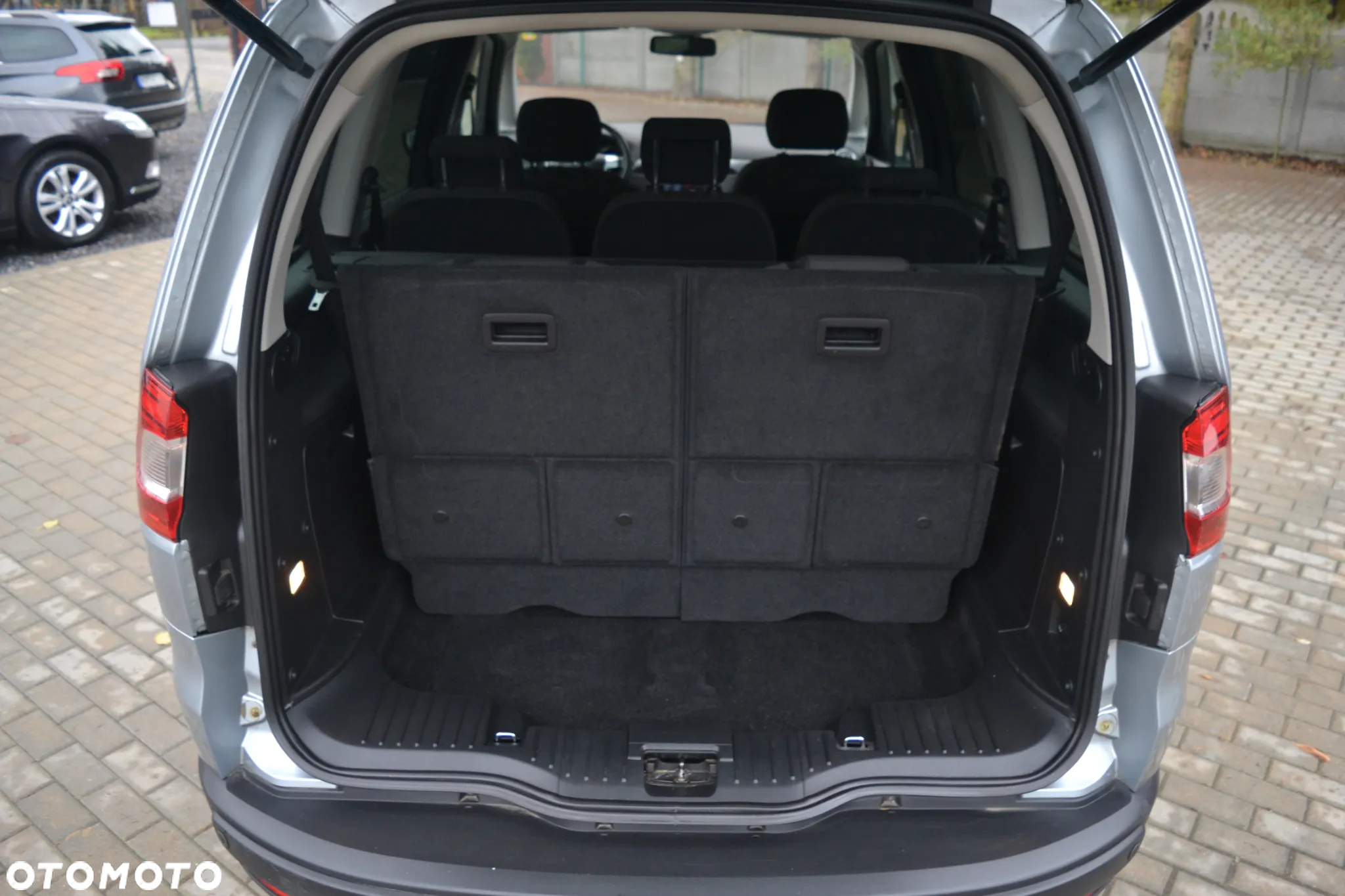 Ford Galaxy 2.0 TDCi Titanium - 19