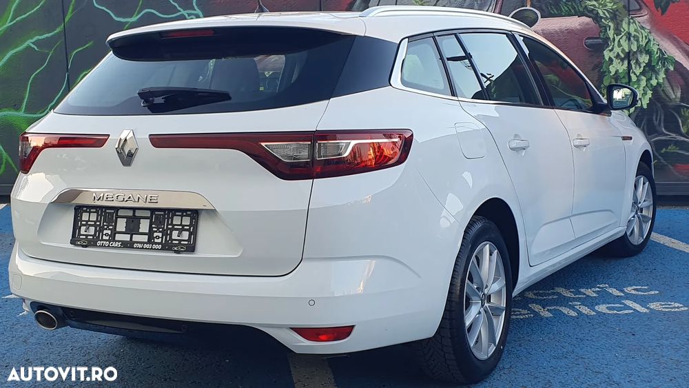 Renault Megane BLUE dCi 115 Techno - 4