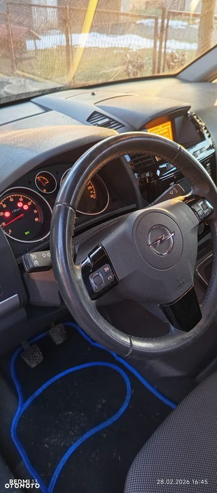 Opel Zafira 1.8 Family - 10