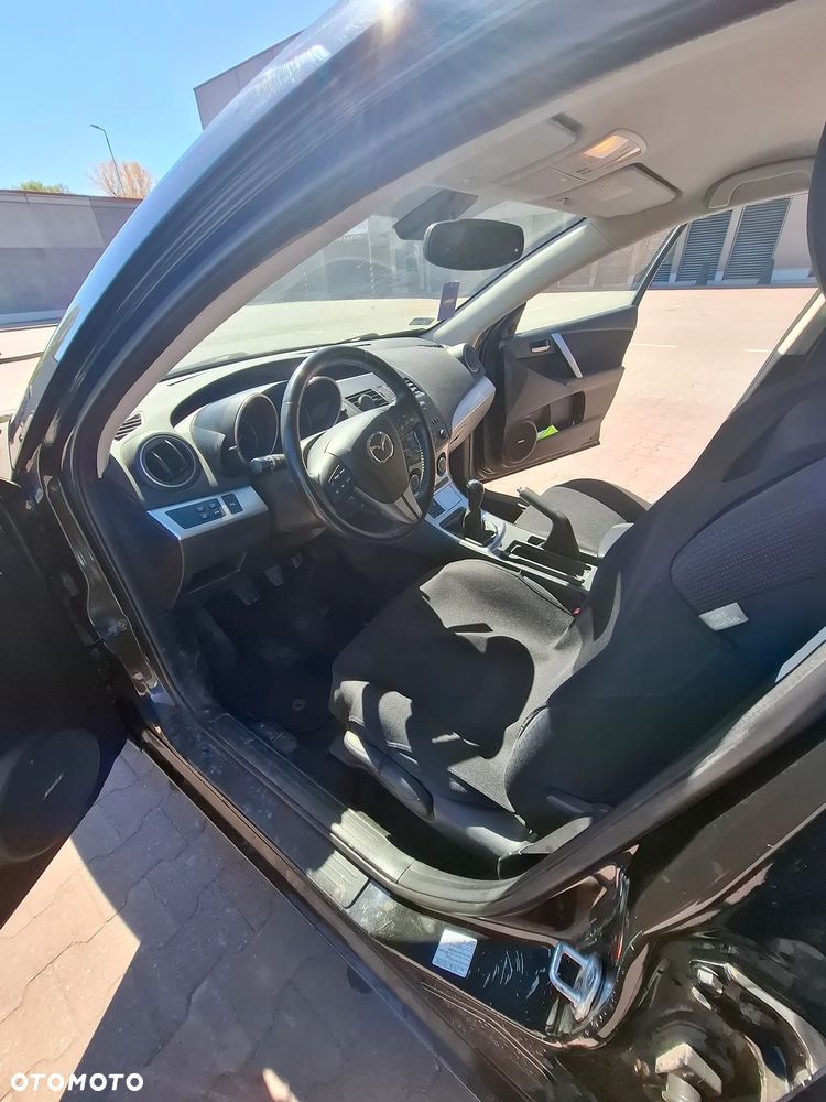 Mazda 3 - 9