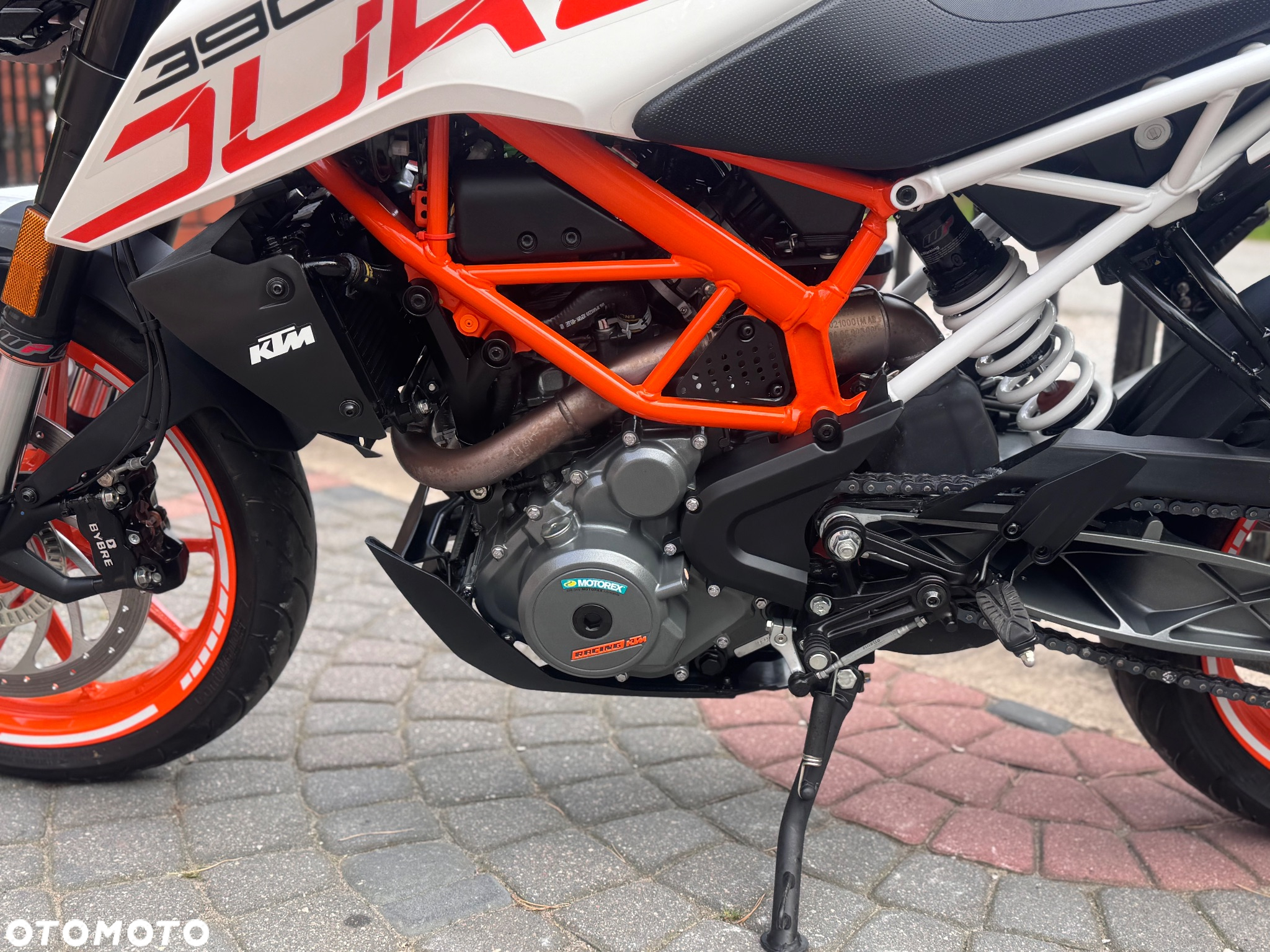 KTM Duke - 16