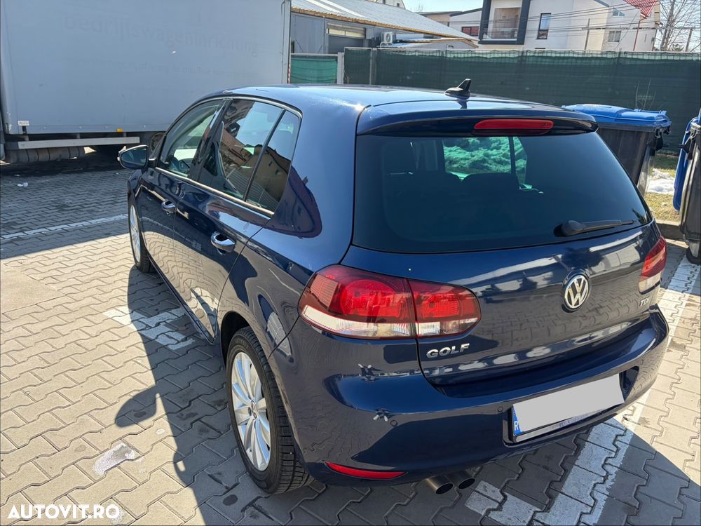Volkswagen Golf 2.0 TDI Comfortline - 7