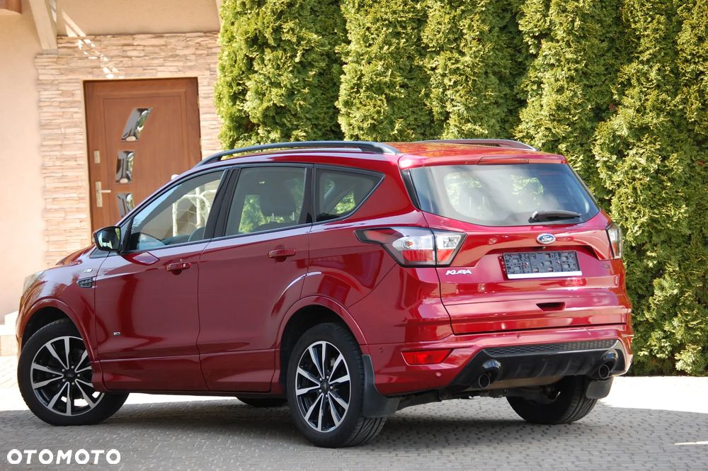 Ford Kuga 2.0 TDCi 4x4 ST-Line - 4