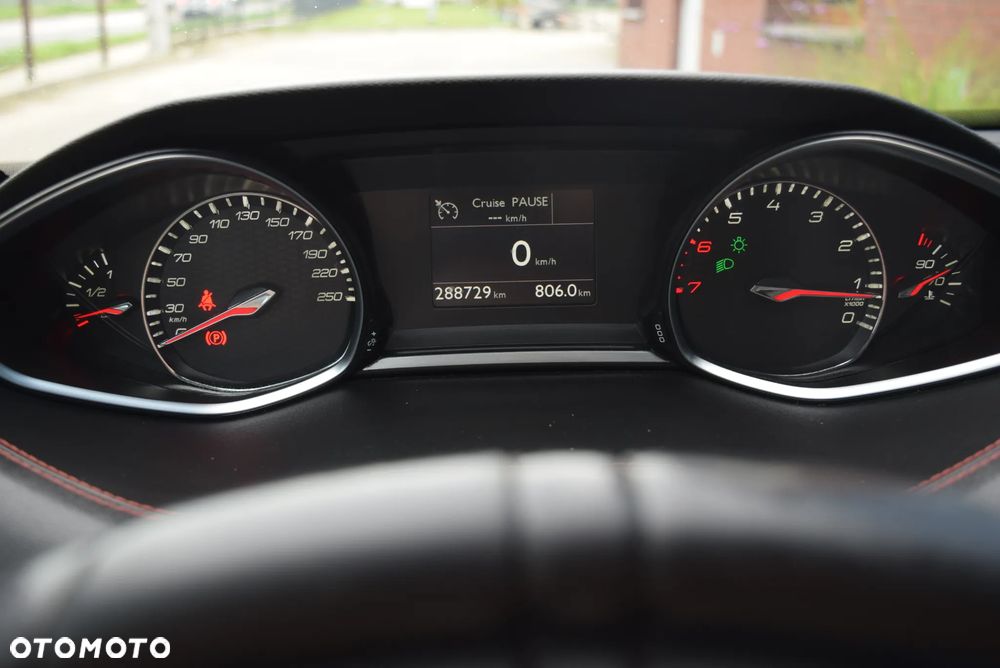 Peugeot 308 1.6 e-THP GT S&S - 22