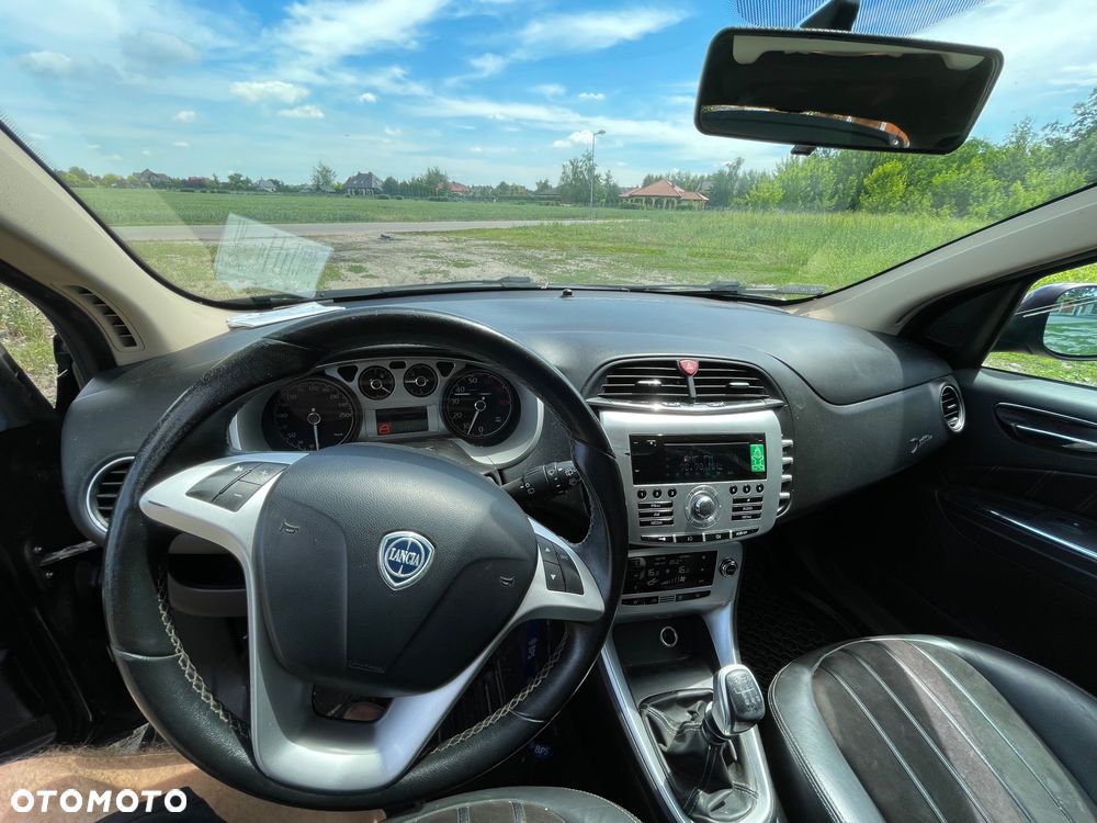 Lancia Delta 1.4 T-Jet Platino - 5