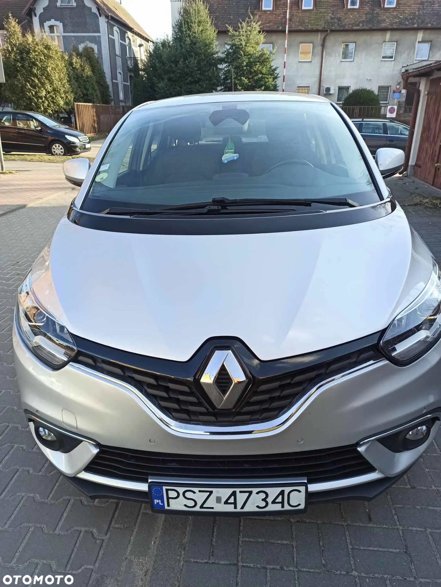 Renault Scenic 1.5 dCi Dynamique - 4