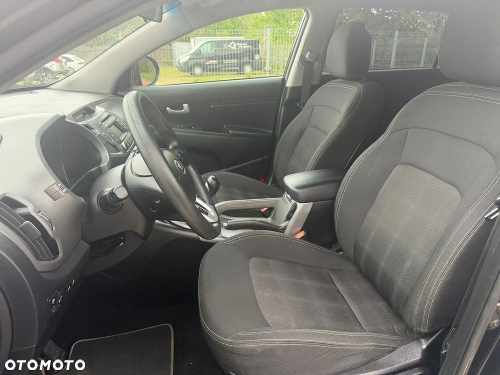 Kia Sportage 1.7 CRDI 2WD Attract - 24
