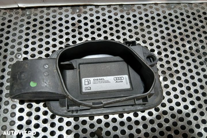 Usita rezervor 8K0809999C 8K0010508R 8K0809999C 8K0010508R Audi A4 B8 - 2