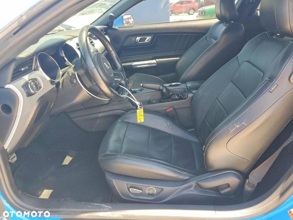Ford Mustang 5.0 V8 GT - 7