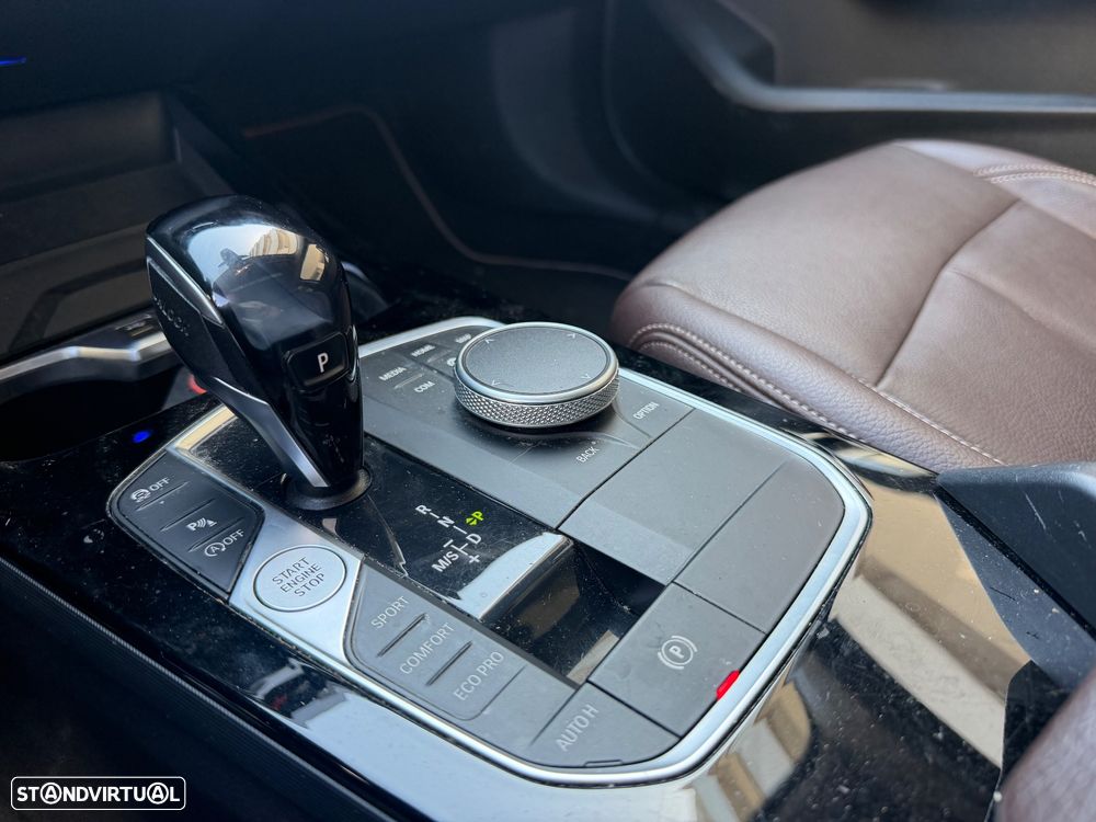 BMW 118 i Aut. Luxury Line - 21