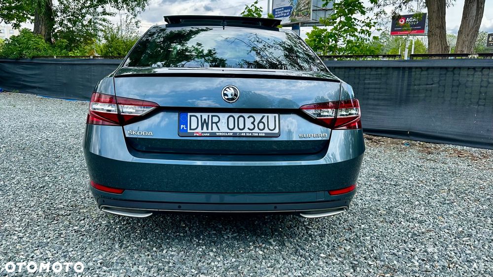 Skoda Superb 2.0 TSI DSG SportLine - 6