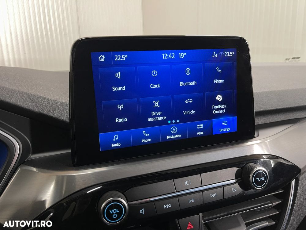 Ford Kuga 2.0 EcoBlue A8 AWD Titanium - 19