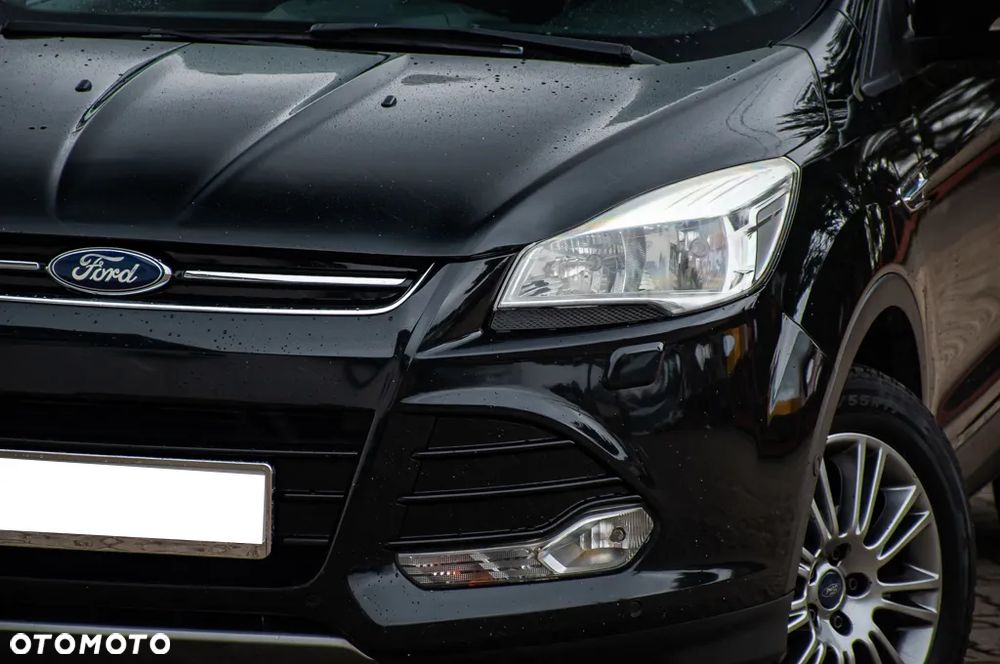 Ford Kuga 1.6 EcoBoost 2x4 Titanium - 5