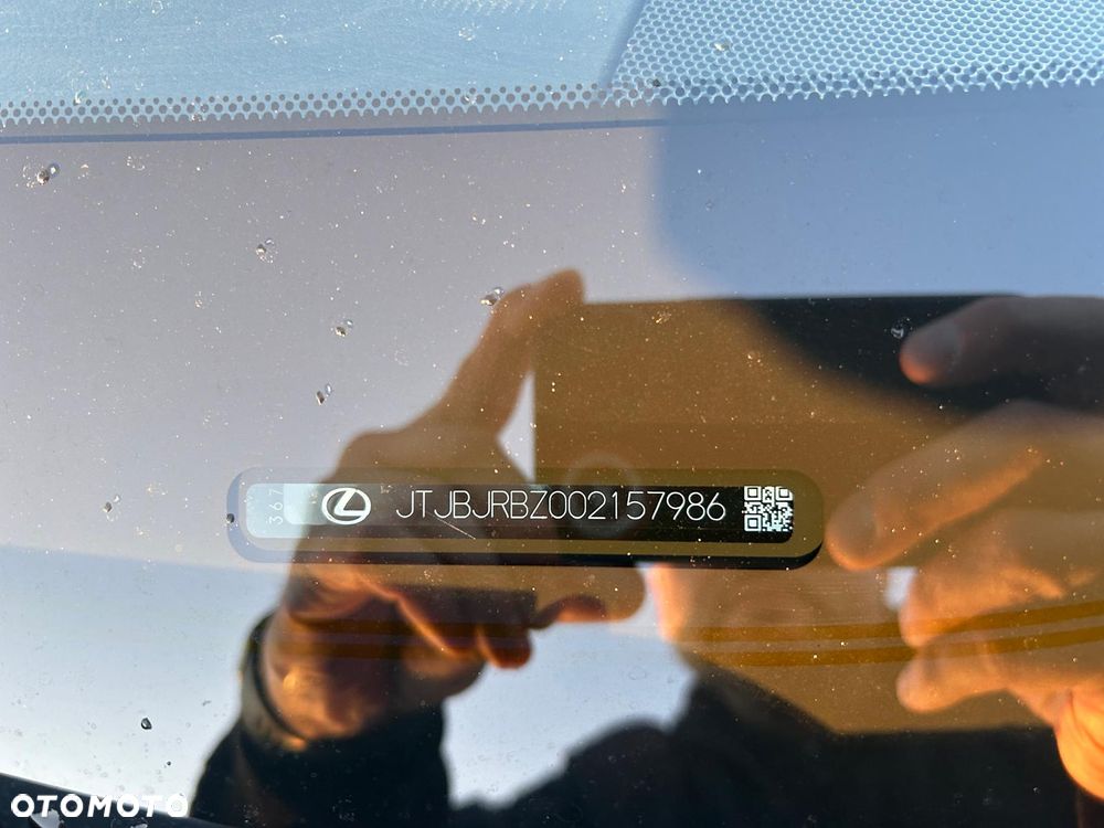 Lexus NX 300h F Impression AWD - 24