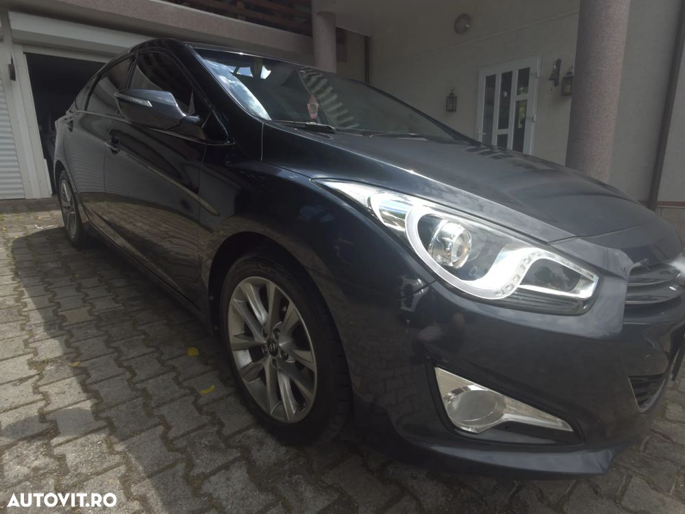 Hyundai i40 1.7 CRDI DPF Sedan TPMS Highway+ - 2