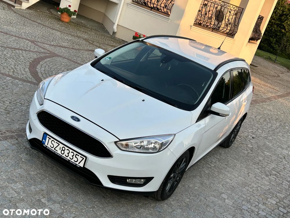 Ford Focus - 25