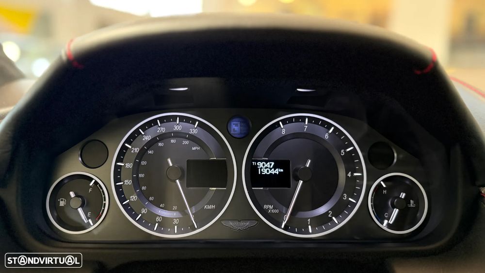 Aston Martin Vantage Coupe V12 S Sportshift 3 - 17